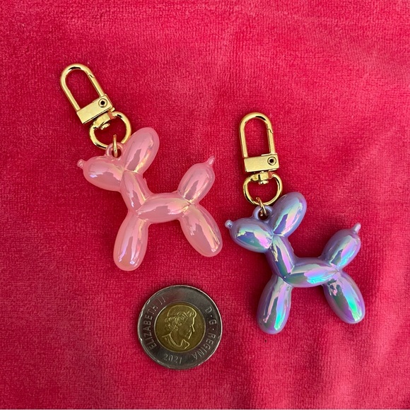 2 Balloon Dog Keychains - Picture 2 of 2